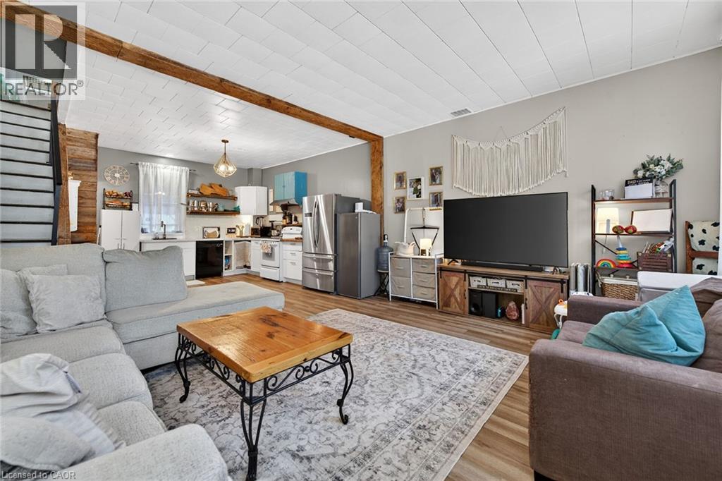 18 King Street Unit# A&b Property Photo 3