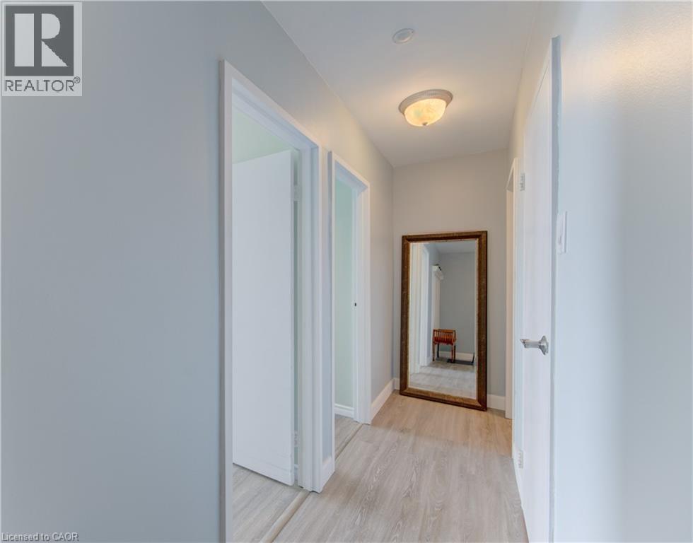 24 Midland Drive Unit# 403 Property Photo 10