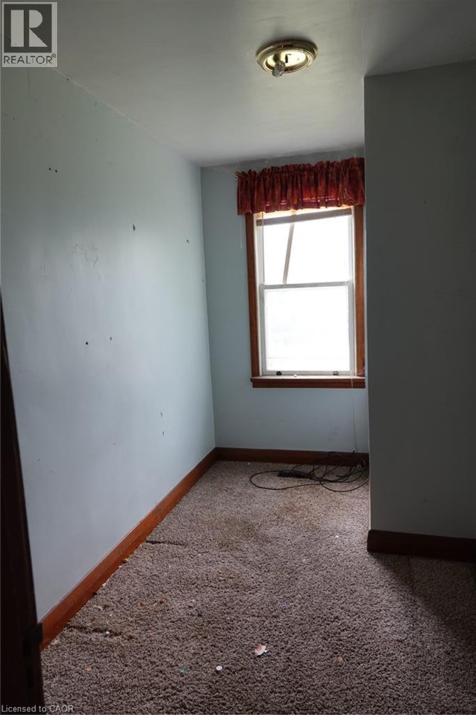 2490 St Anns Road Property Photo 5