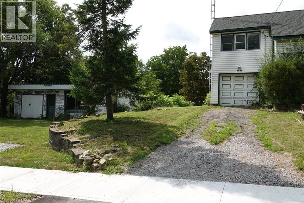 2490 St Anns Road Property Photo 32