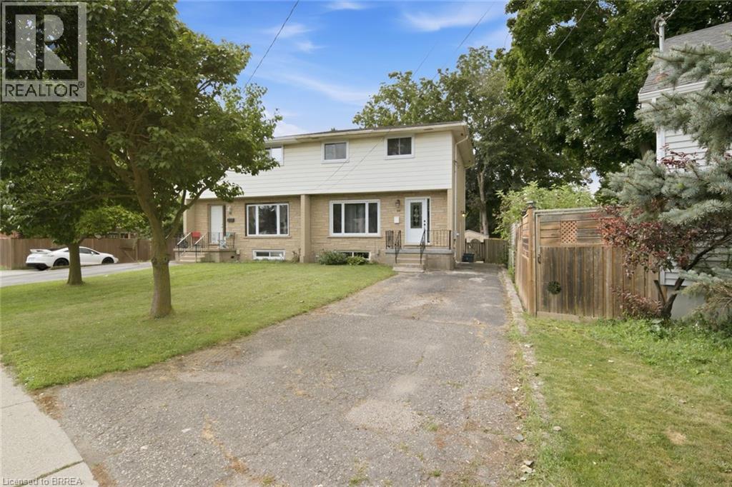 44 Stanley Street Property Photo 1