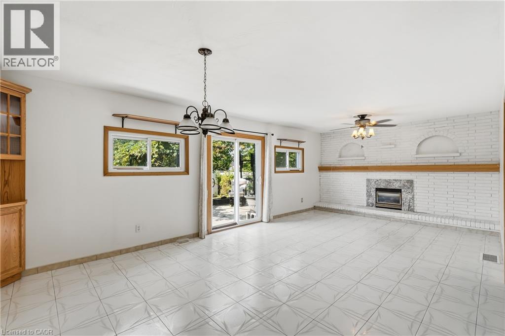 948 Stone Church Road E Property Photo 22