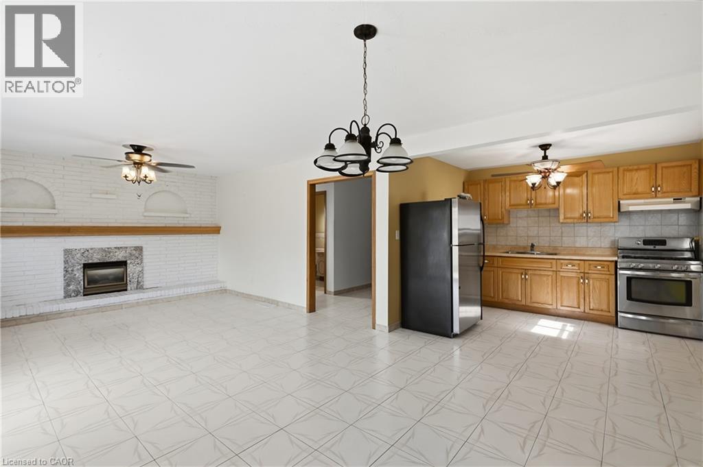 948 Stone Church Road E Property Photo 24