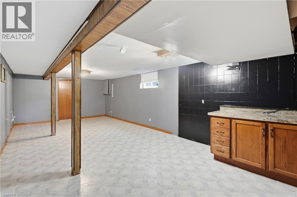 948 Stone Church Road E Property Photo 29