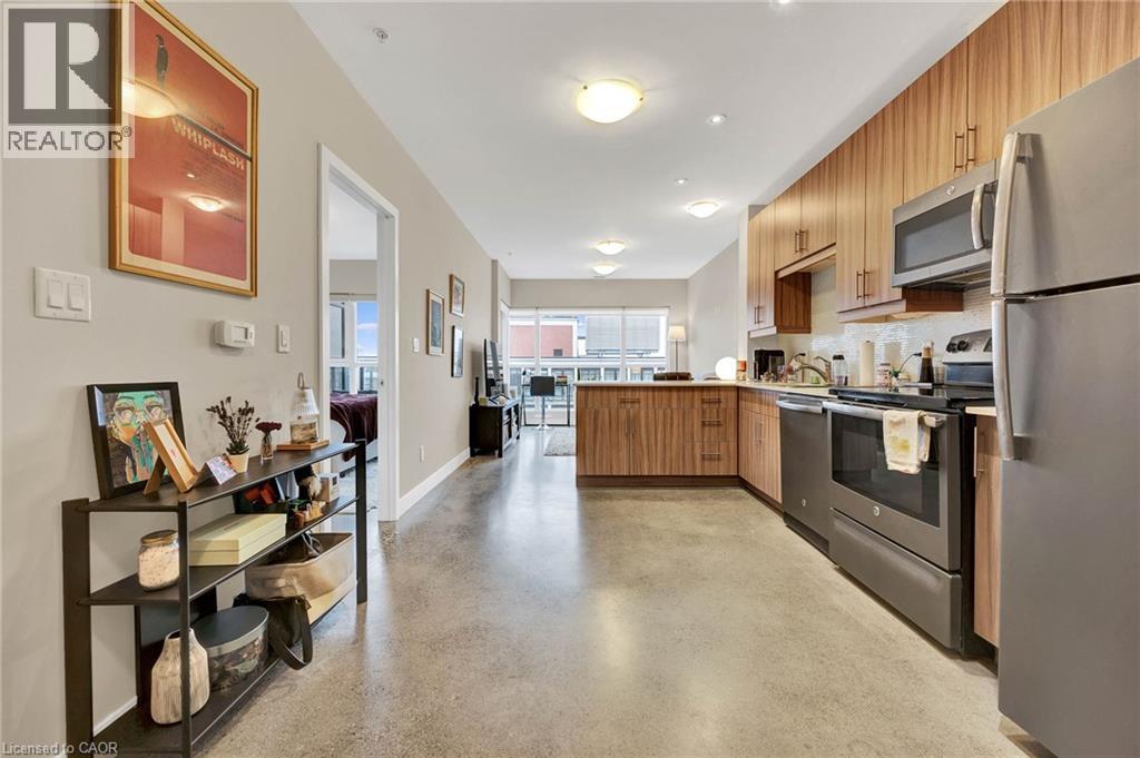 1 Victoria Street S Unit# 812 Property Photo 1