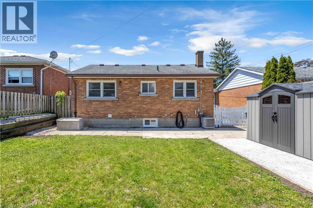 450 Highland Road E Property Photo 37