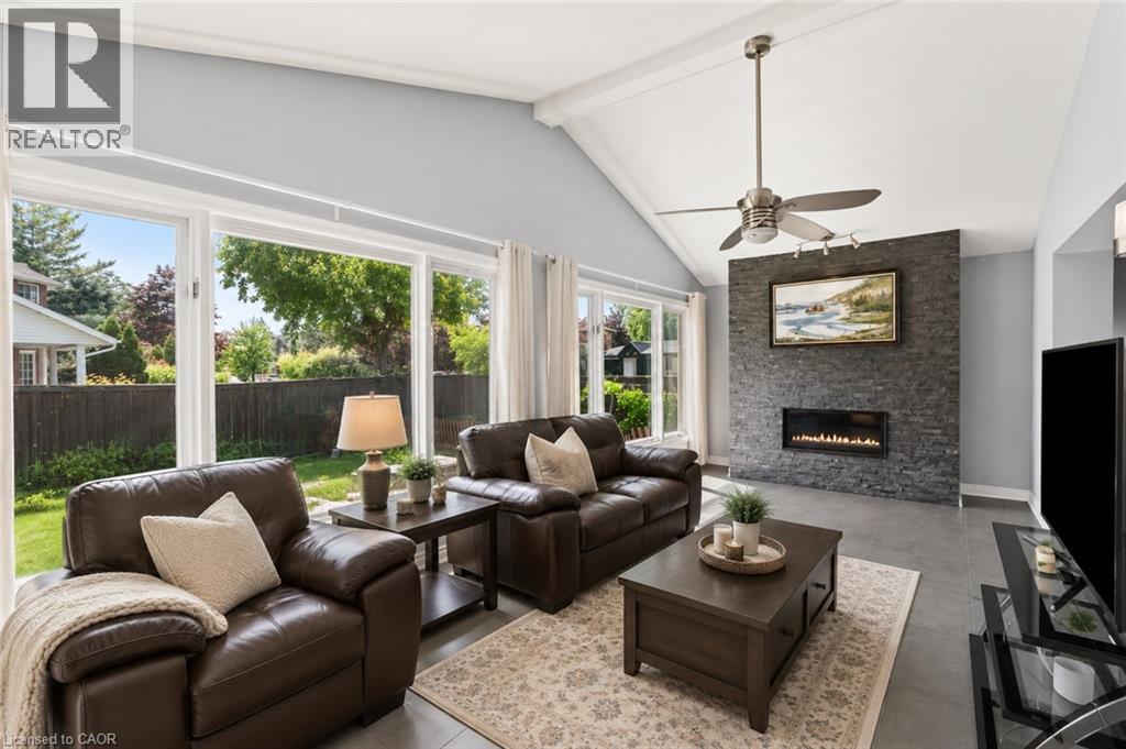 90 Mary Street Property Photo 10