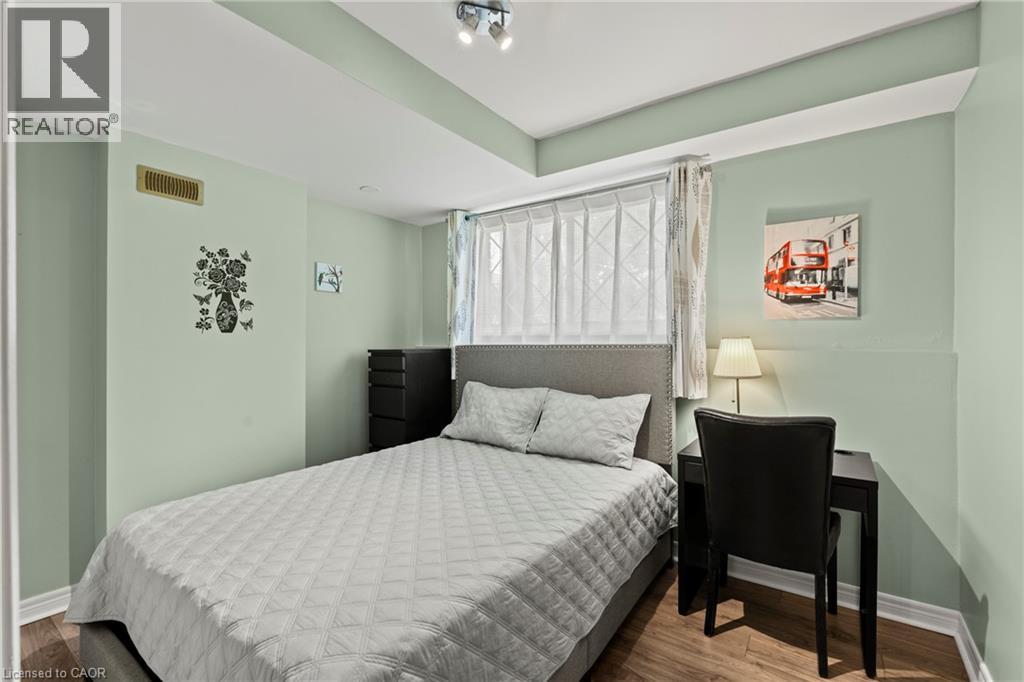 90 Mary Street Property Photo 25