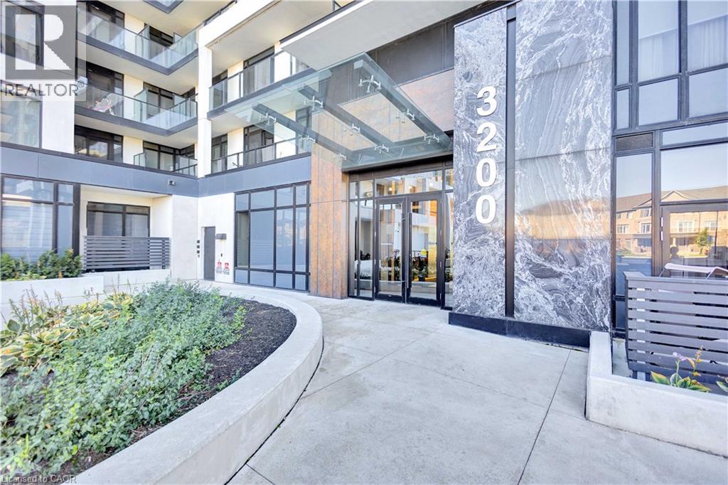 3200 William Coltson Avenue Unit# 721 Photo de la propriété 1