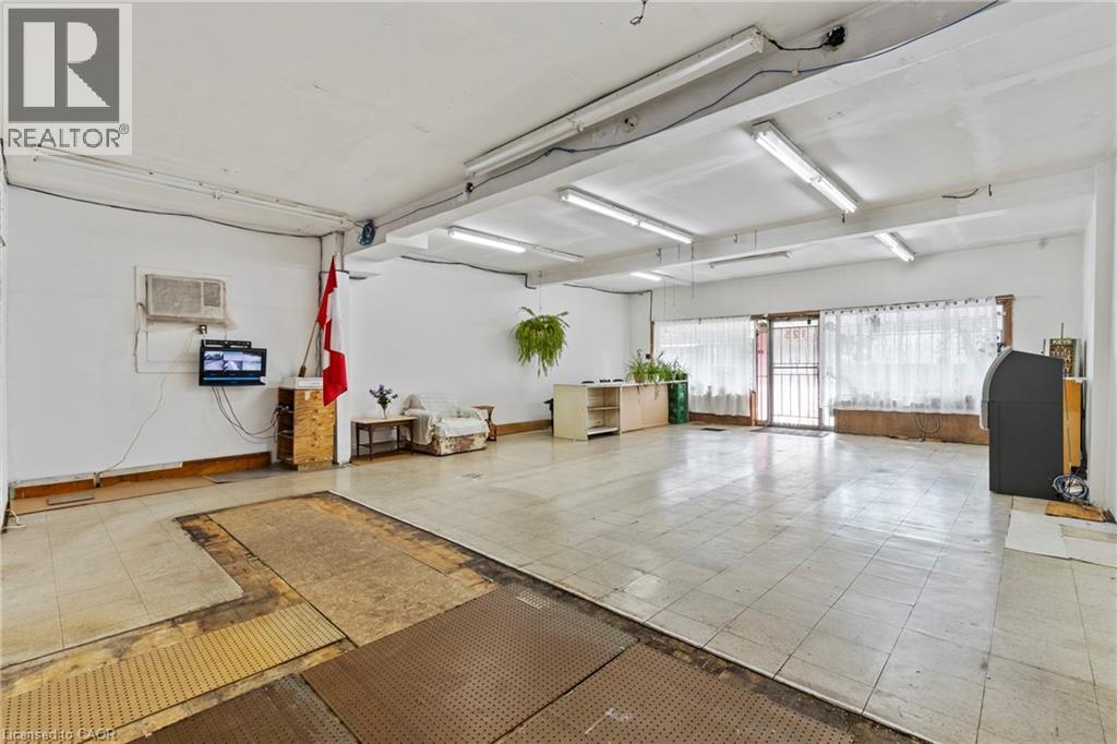 125 Tolton Avenue Property Photo 8