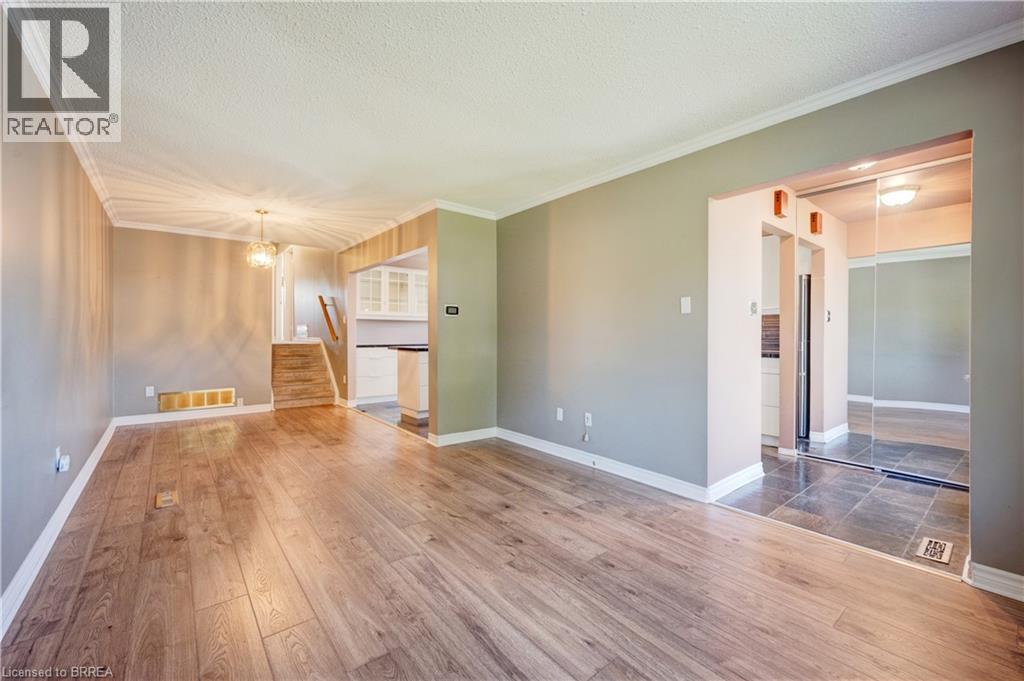 44 Marblehead Crescent Property Photo 2