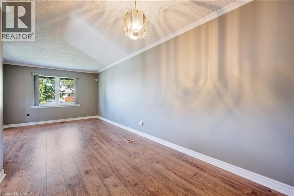 44 Marblehead Crescent Property Photo 6
