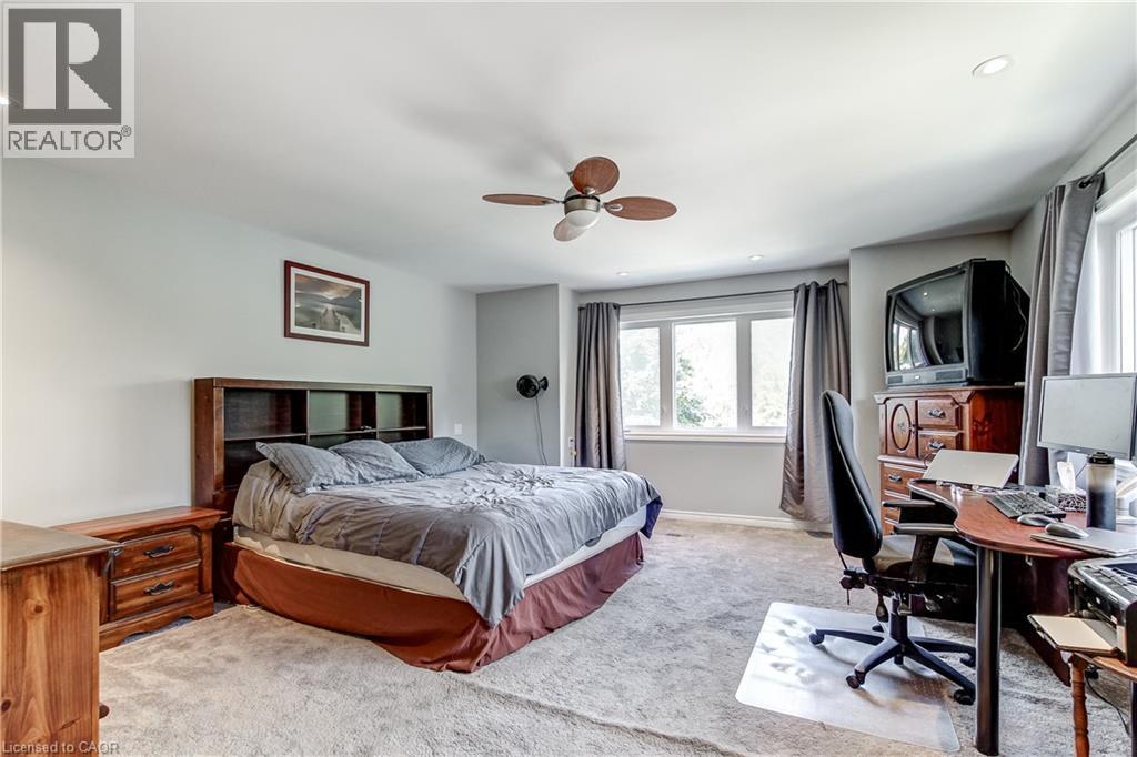 16 Harper Street Property Photo 27