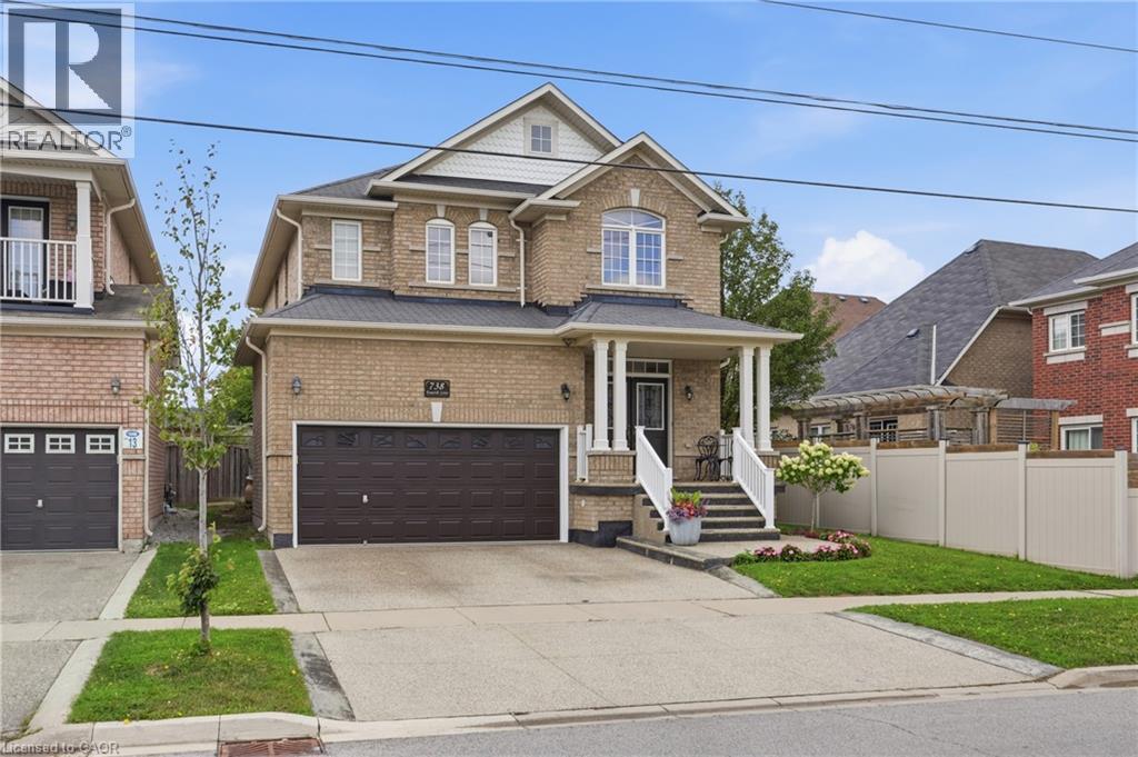 738 Fourth Line Property Photo 3
