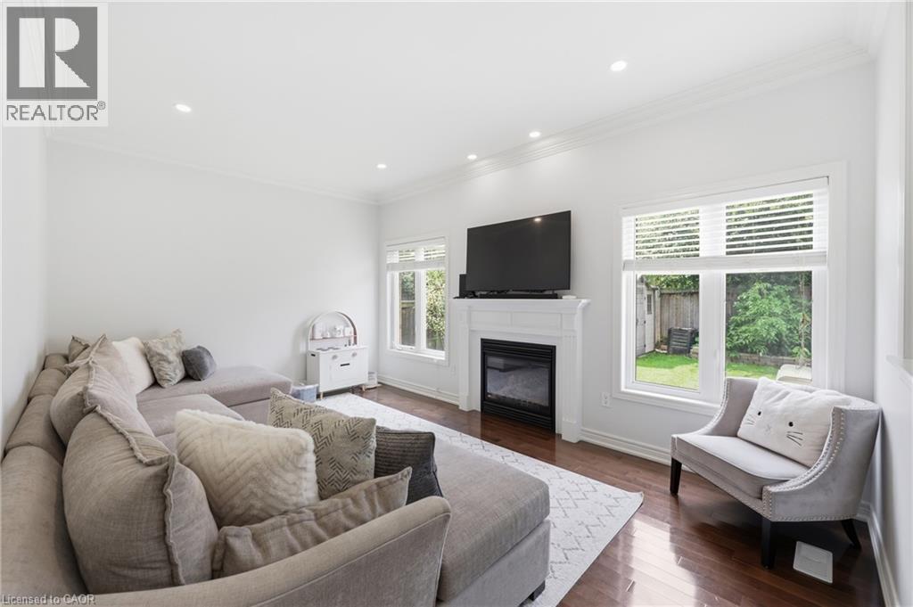 738 Fourth Line Property Photo 10