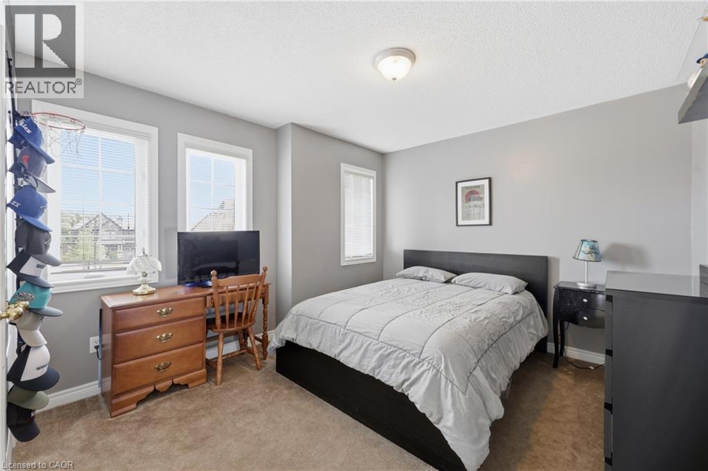 738 Fourth Line Property Photo 28
