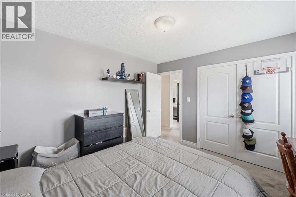 738 Fourth Line Property Photo 29