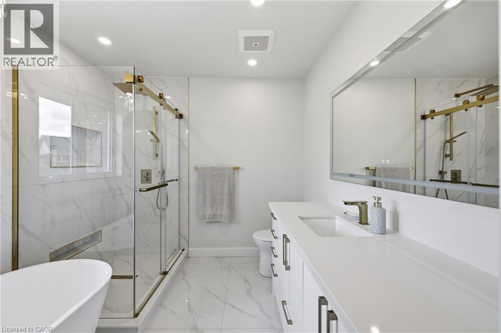 738 Fourth Line Property Photo 31