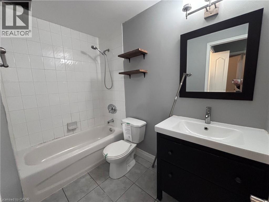 615 Shoreline Drive Unit# 17 Property Photo 7