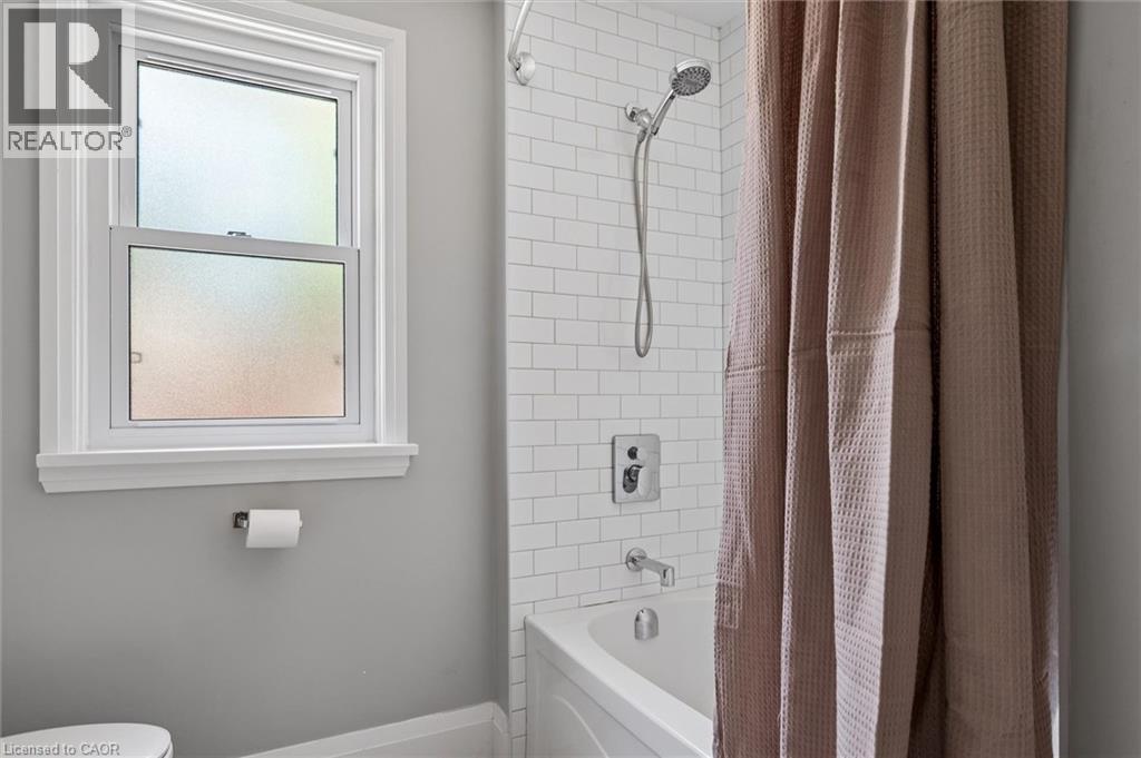 90 Dean Avenue Property Photo 23