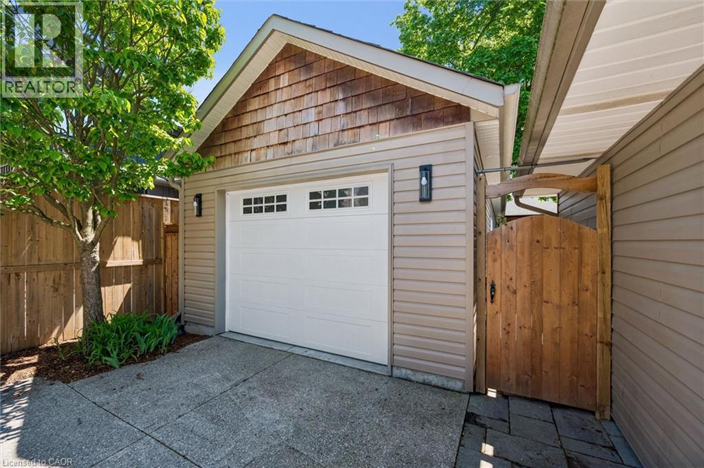90 Dean Avenue Property Photo 30