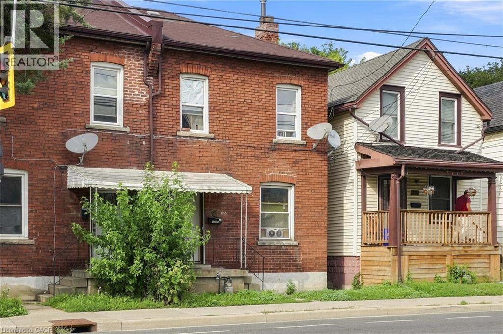 1085 Cannon Street E Property Photo 5
