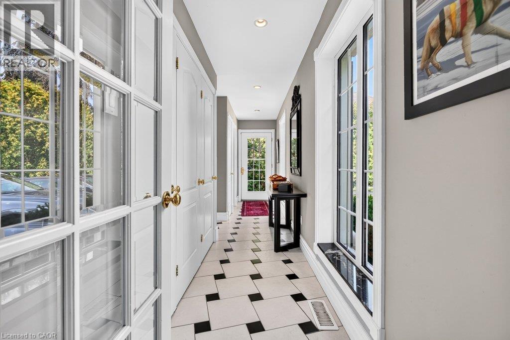 3151 Lakeshore Road Property Photo 18