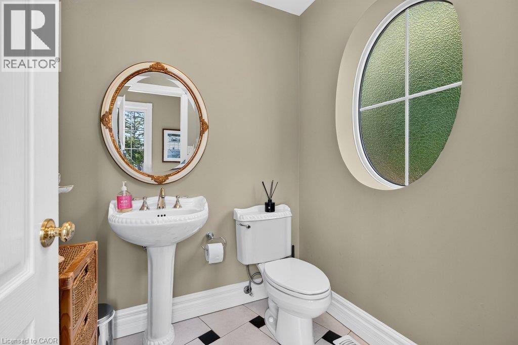 3151 Lakeshore Road Property Photo 19