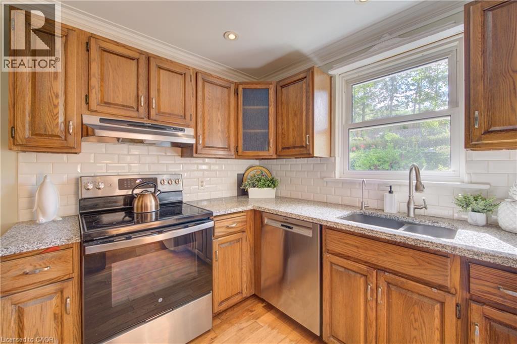 24 Forest Road Property Photo 14