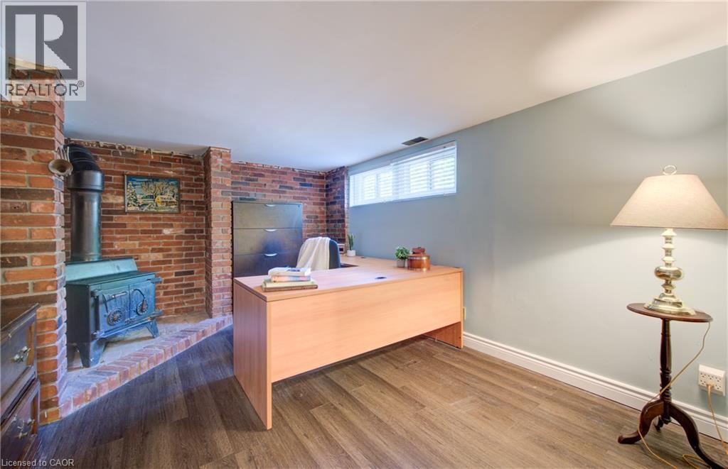 24 Forest Road Property Photo 30