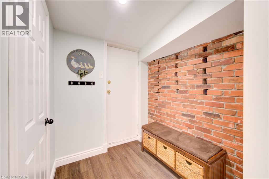 24 Forest Road Property Photo 32