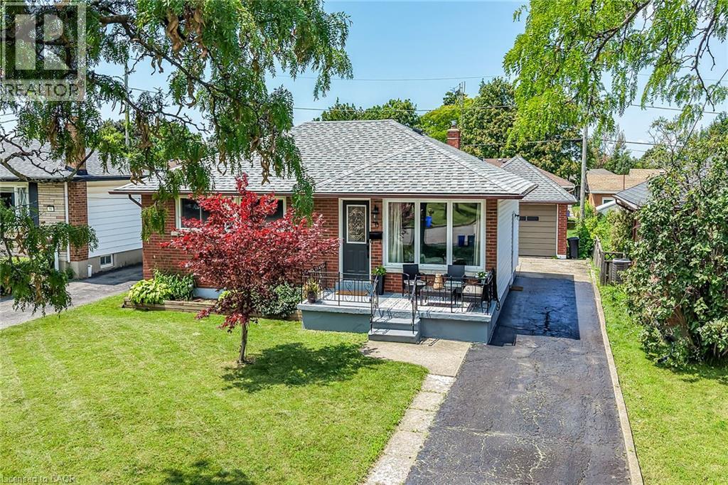 13 ALLANBURG Road S