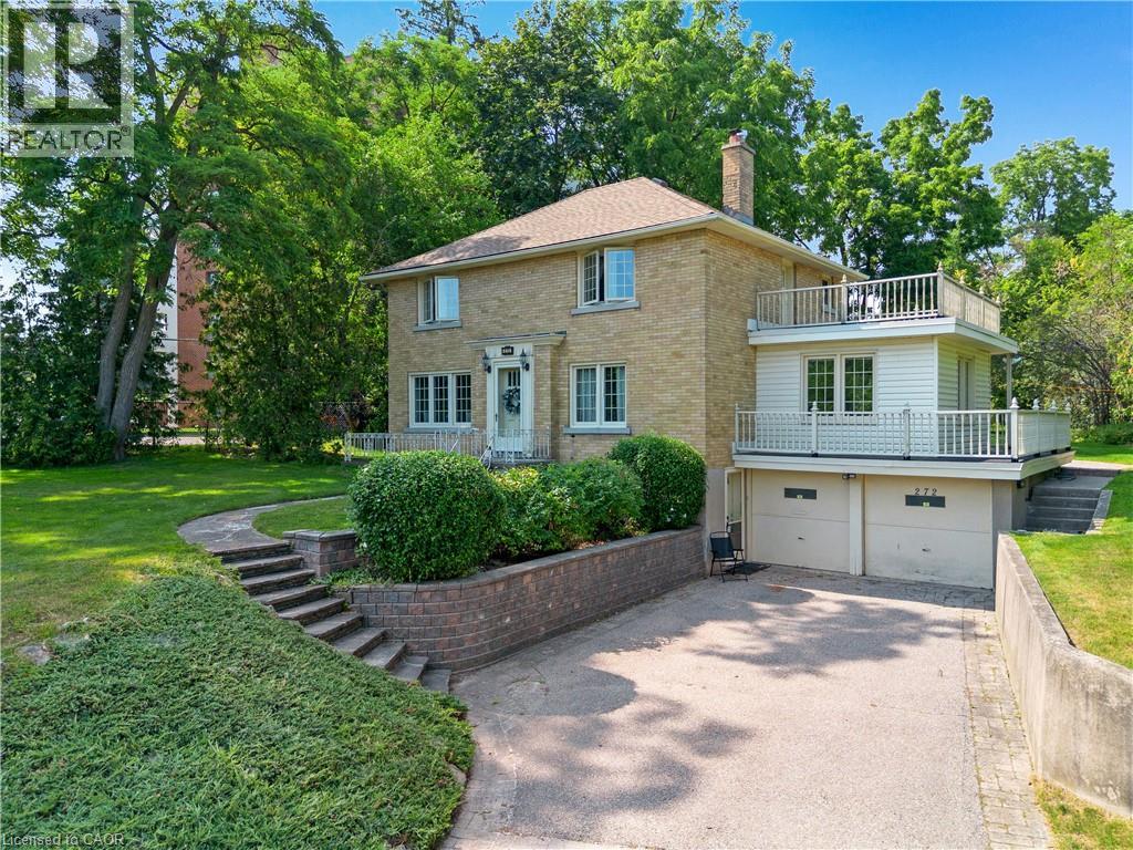 272 Sheldon Avenue N Property Photo 2