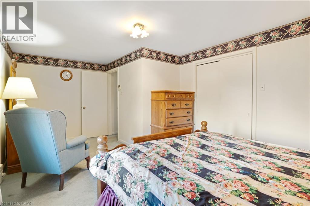 272 Sheldon Avenue N Property Photo 26