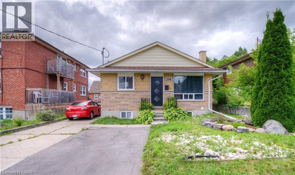 206 LORNE Avenue Unit# B Property Photo 1