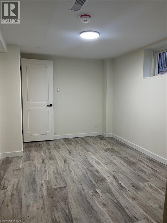 206 Lorne Avenue Unit# B Property Photo 5