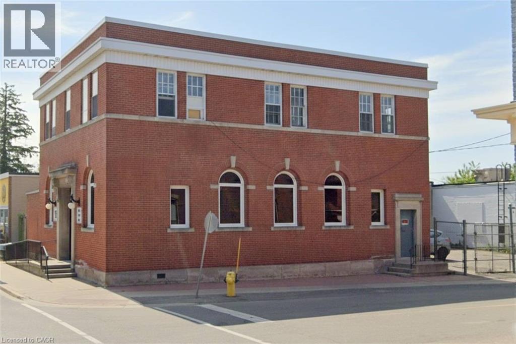 19 King Street W Property Photo 3