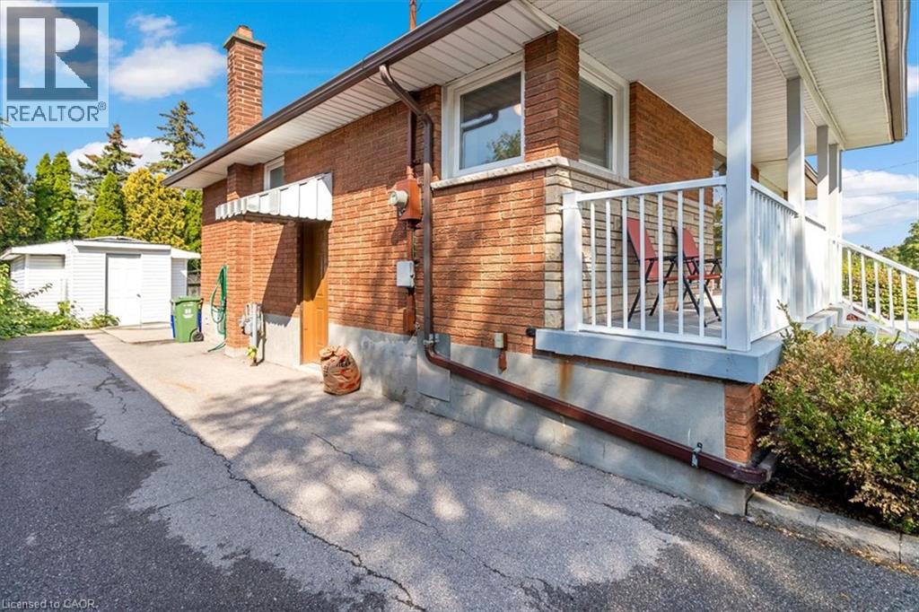 161 Hoover Crescent Unit# Lower Property Photo 2