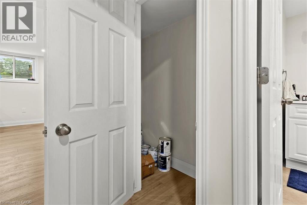 161 Hoover Crescent Unit# Lower Property Photo 14