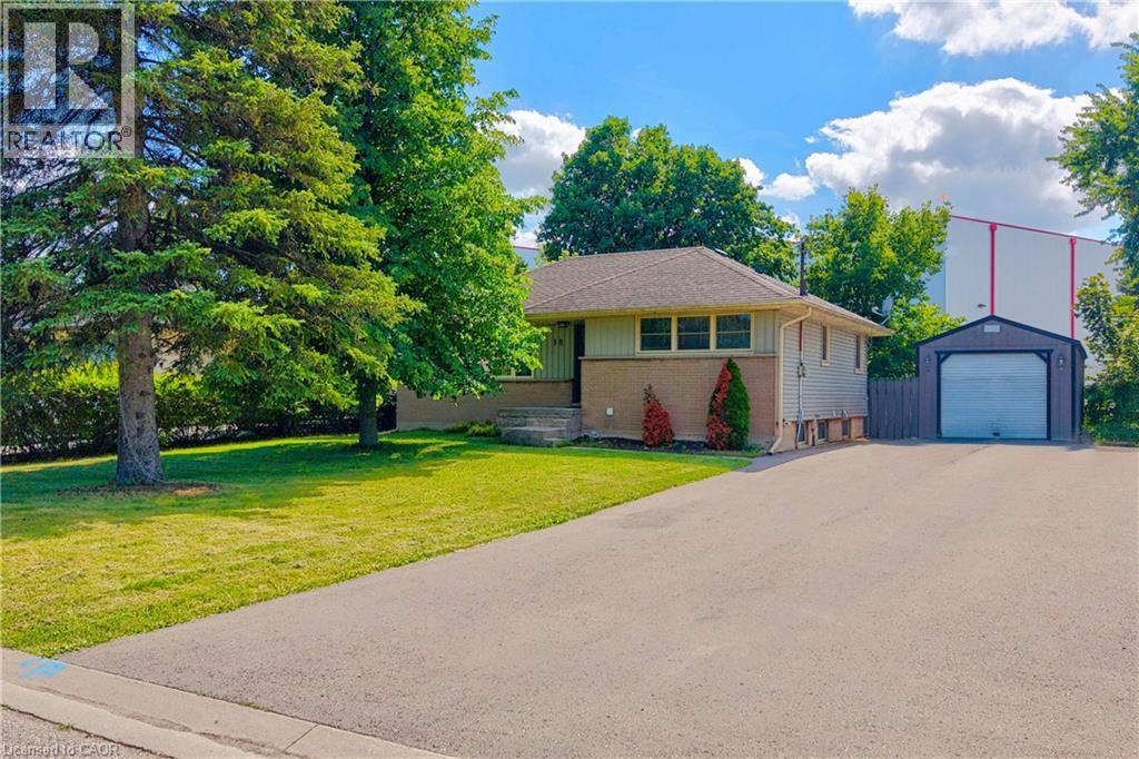 18 Willowdale Street Property Photo 1