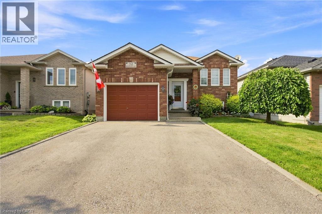 32 Brewster Way Property Photo 2