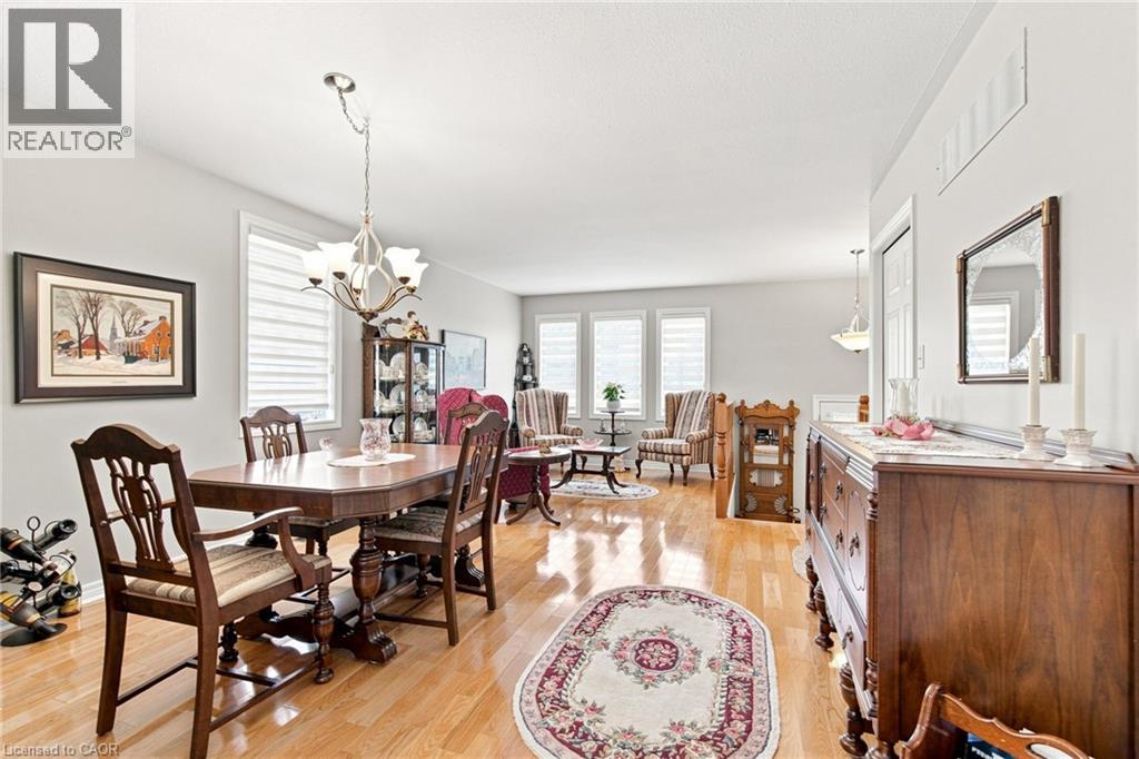 32 Brewster Way Property Photo 8
