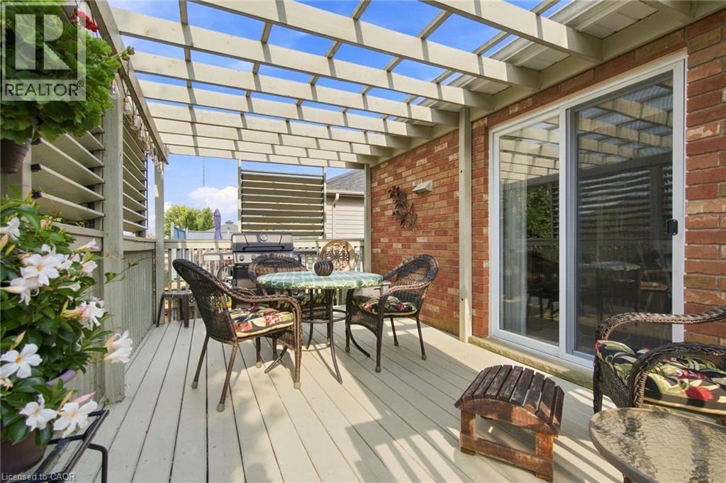 32 Brewster Way Property Photo 22