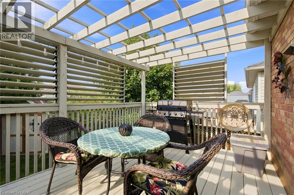32 Brewster Way Property Photo 23