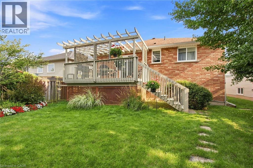 32 Brewster Way Property Photo 26