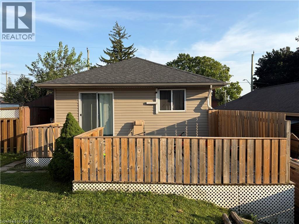 819 John Street Unit# #main Property Photo 10