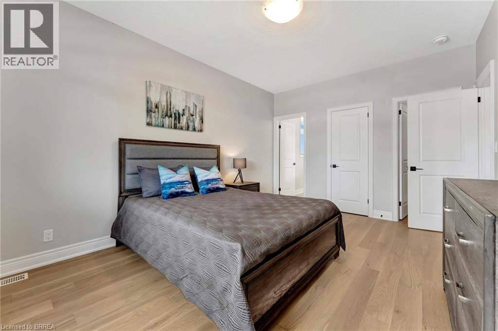 93 Craddock Boulevard Property Photo 11