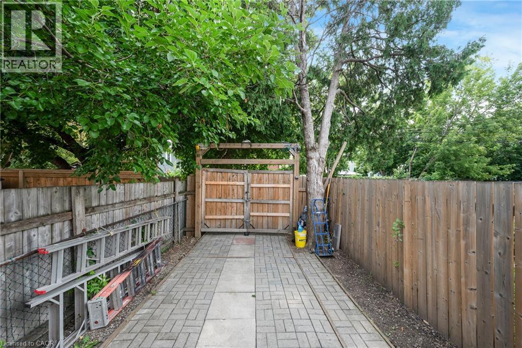 100 Gibson Avenue Property Photo 29