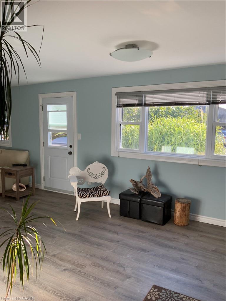 25 First Avenue Property Photo 5