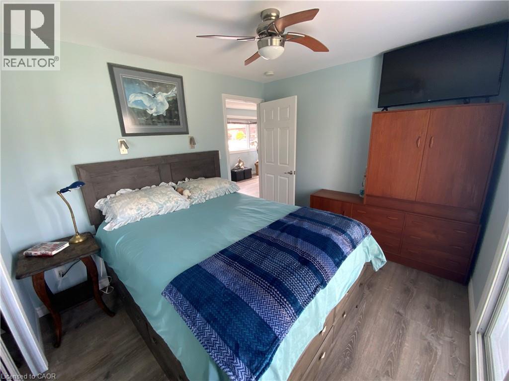25 First Avenue Property Photo 9